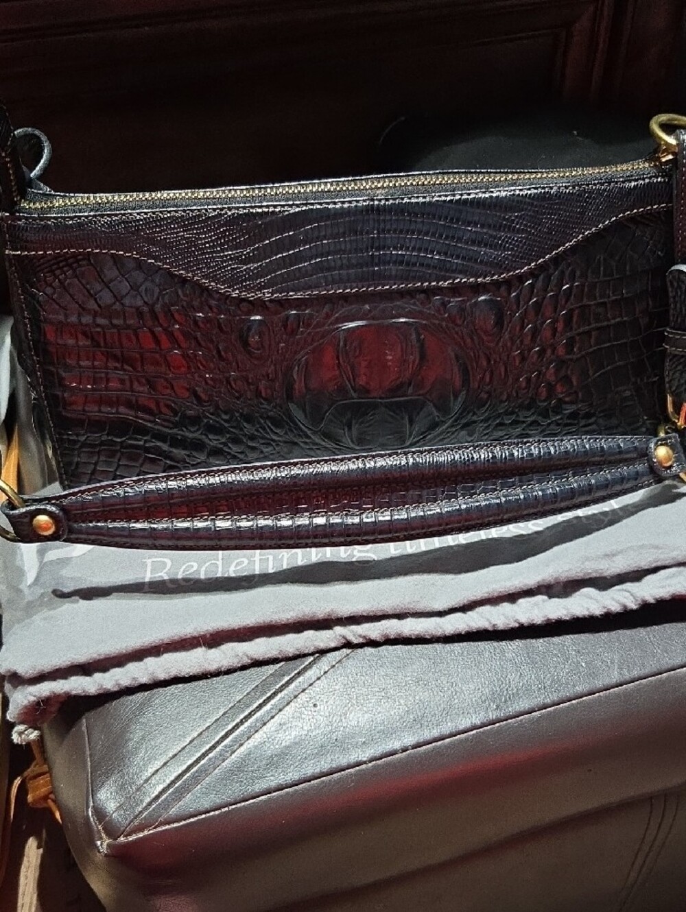 Brahmin ~Black Croc-Embossed Shoulder Bag - Picture 4 of 9